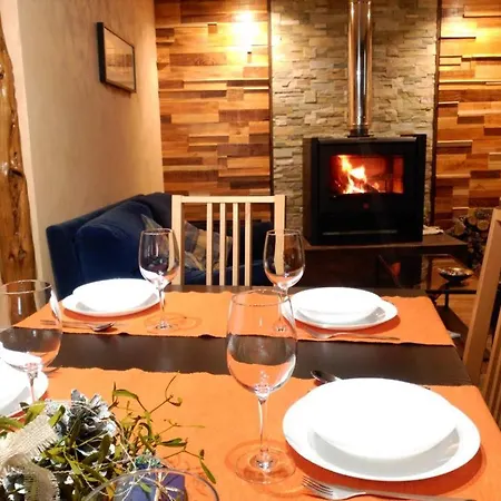 1904 * Tubilla del Lago