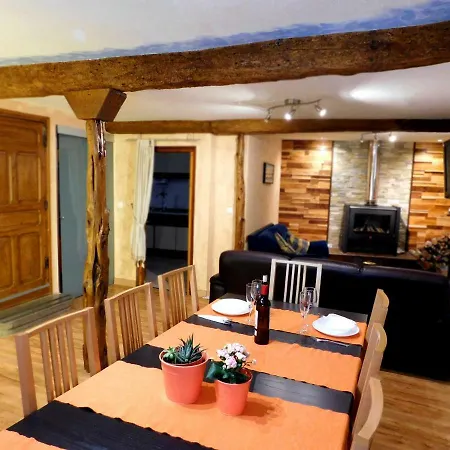 1904 بيت للعطل Tubilla del Lago