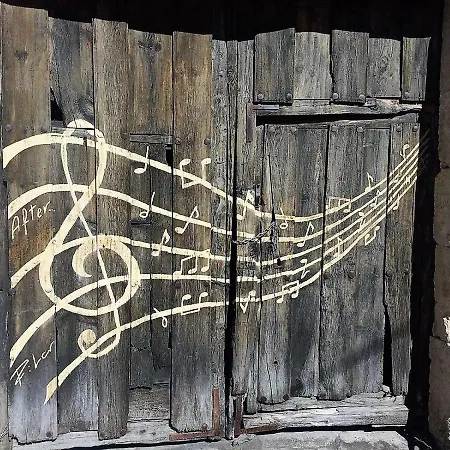 1904 * Tubilla del Lago