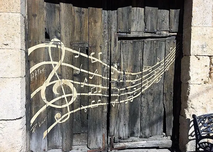 Casa Rural 1904 * Tubilla del Lago